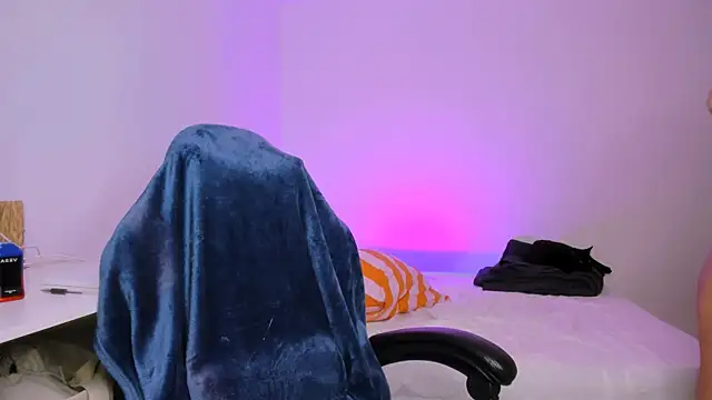 دردشة susy_angel الجنسية المباشرة