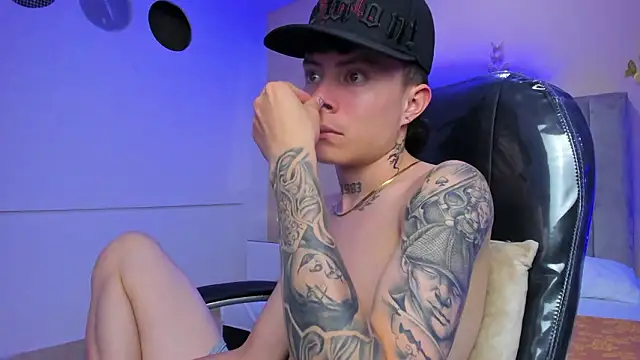 XXX chat uživo modela Nascary_Fox