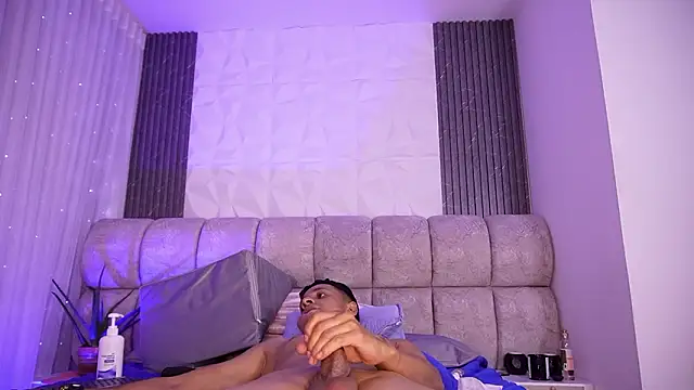 rousse_coup লাইভ XXX চ্যাট