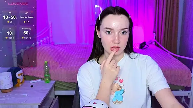 Chat XXX en directo de Wild_Sophie_