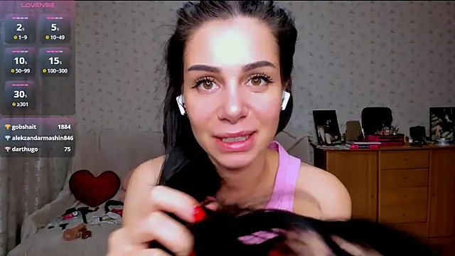 Carry_Star Adlı Modelin Canlı XXX Sohbeti