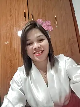 Cover-baa Adlı Modelin Canlı XXX Sohbeti