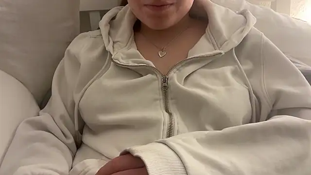 Živý XXX chat Lucyschickt