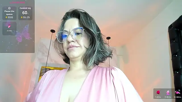 Luciifeer_ 即時 XXX 聊天