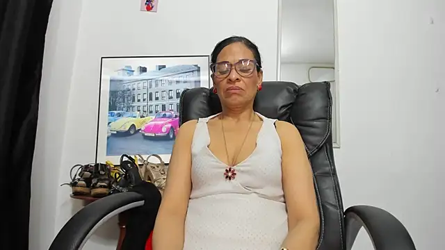 Aries_Mature's Live XXX Chat