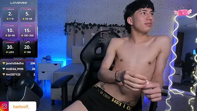 دردشة kaelwolf_tay الجنسية المباشرة