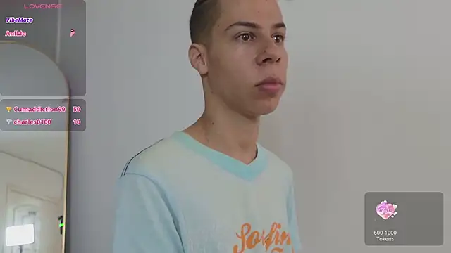 Chatroom XXX en direct de grey___27