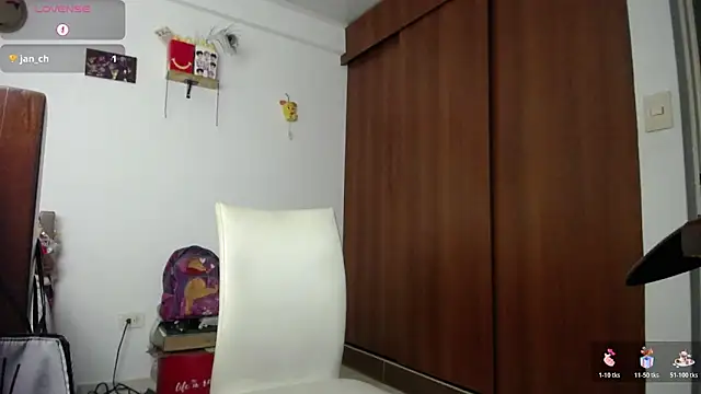 Онлайн чат XXX Moon_lunita