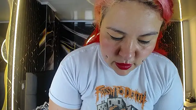 Bruja__Scarlata Chat XXX in diretta