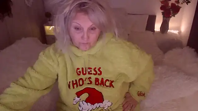 Divineblond live XXX chat