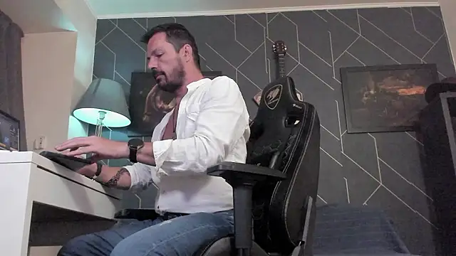 ChrisKox 现场XXX聊天