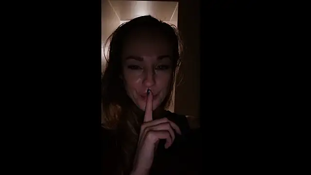 SuchArt_ – Naživo XXX chat