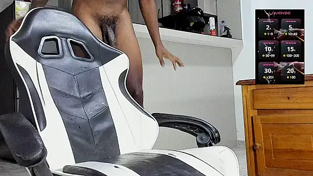 YeremiBrowm Chat XXX in diretta