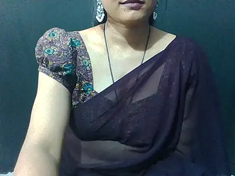 Thilothama_Vaishu Pertunjukan Webcam