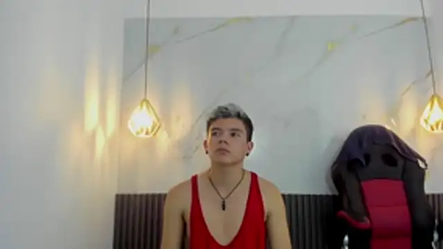 Онлайн чат XXX AndyFame1