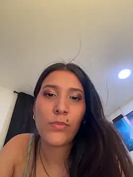 XXX chat uživo modela IsabellaJoness_