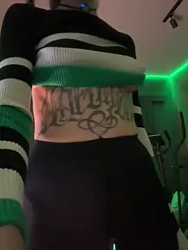 XXX chat uživo modela Bastet