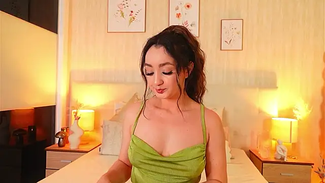 Chat XXX Live ZamphyraNightt