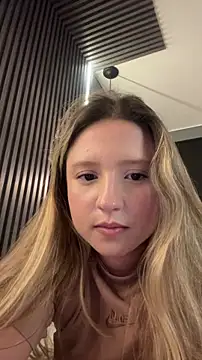 MiaPetit_ – Live XXX-chat