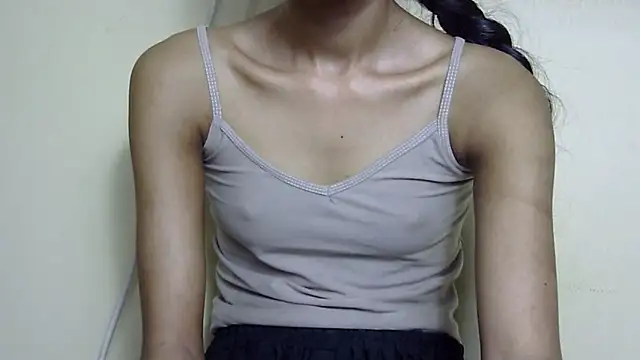 Chat XXX ao vivo de Anu_tiny