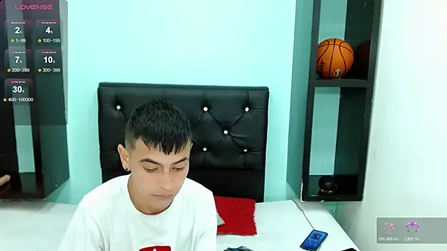 will_and_alex live XXX chat