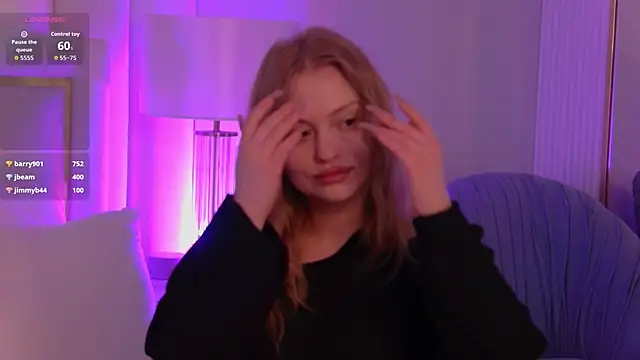 MollyHilton Live XXX-chat