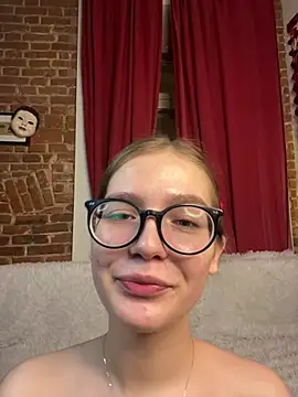 โชว์เว็บแคมของ MyKittySayMeow