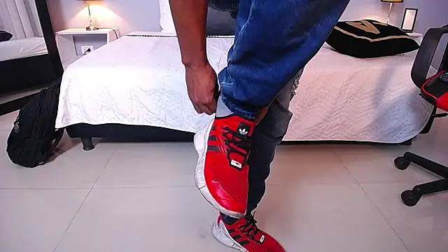 DanielHaloran 现场XXX聊天