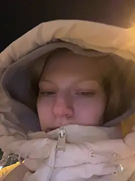 دردشة MaryHiggins الجنسية المباشرة