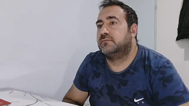 big_snakee – Naživo XXX chat