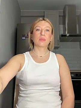 Kittie_Valentine – Naživo XXX chat