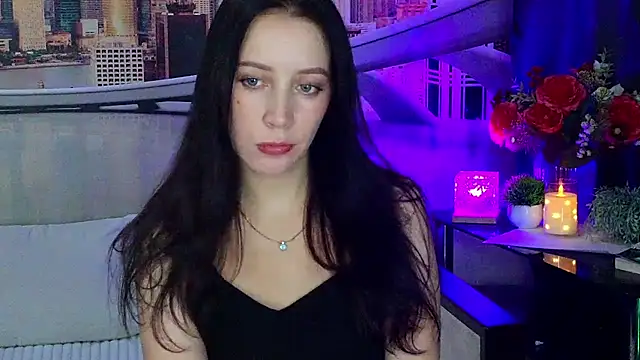 MonicaSweetx élő XXX-chatje