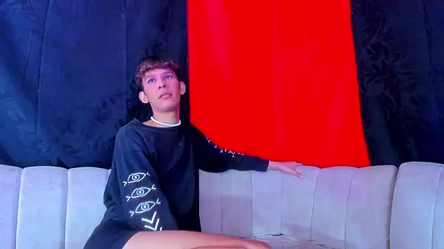 Онлайн чат XXX Pleasure_boys_hot