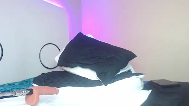 NaiaGilsのライブXXXチャット