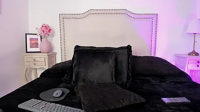 Charlote_Harper's Live XXX Chat