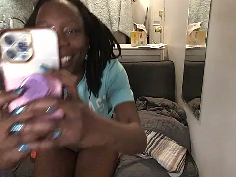 Chat XXX Live littyleesh1