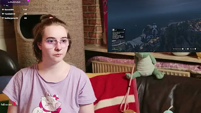 GamerGirl_Eve Adlı Modelin Canlı XXX Sohbeti