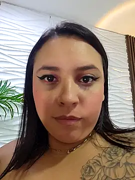 LizzRouse Chat XXX in diretta