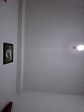 Czat XXX na żywo – altinya