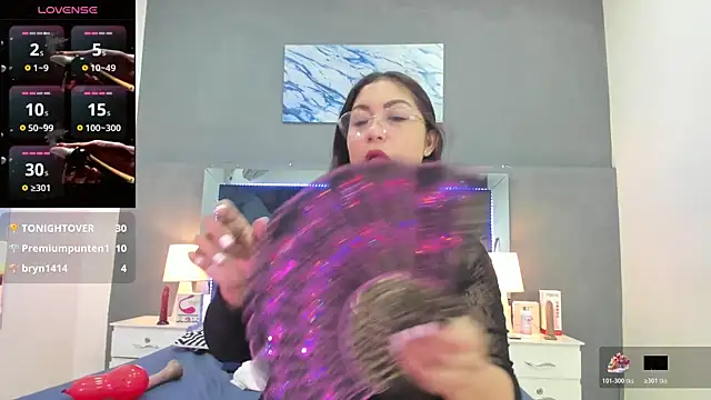 Chat XXX en directo de Lauralove_69