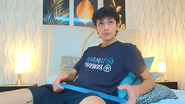 Lean_Portman Live XXX-Chat