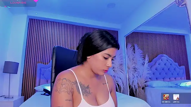 SelenaStonne élő XXX-chatje