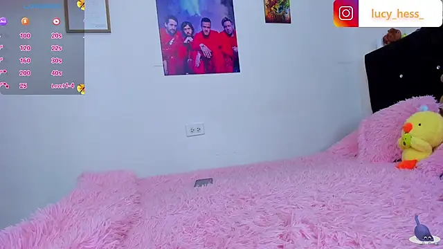 Онлайн чат XXX Lucyy-hess