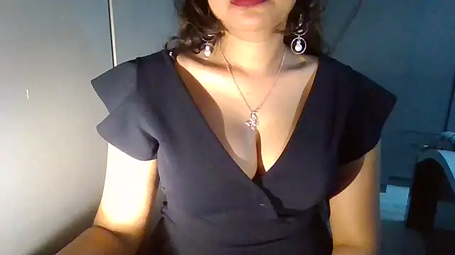 Yashika_Loves 라이브 XXX 채팅