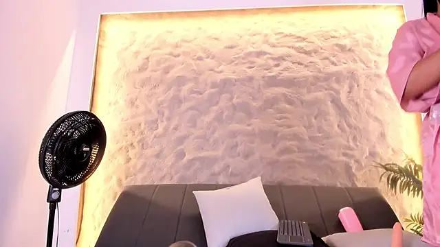 Naomy_gyal 라이브 XXX 채팅