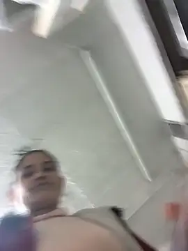 แชท XXX สดของ ketty_Riley