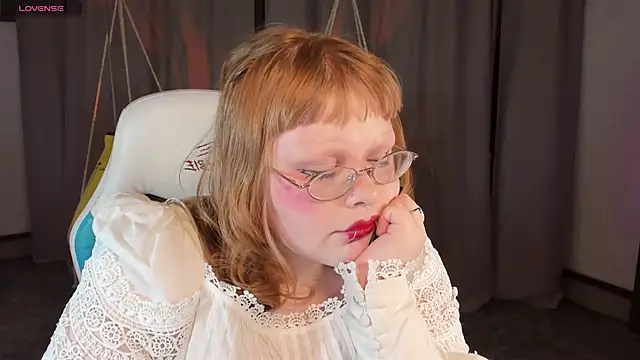 XXX chat uživo modela LottieReed