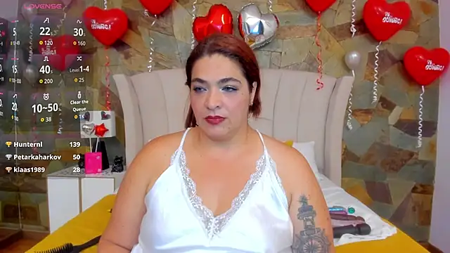 XXX chat uživo modela GabyGrey_