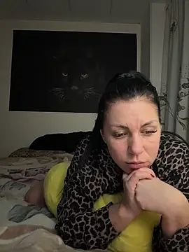 _Mila_Love Chat XXX live