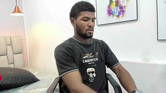 XXX chat uživo modela Juan_123__